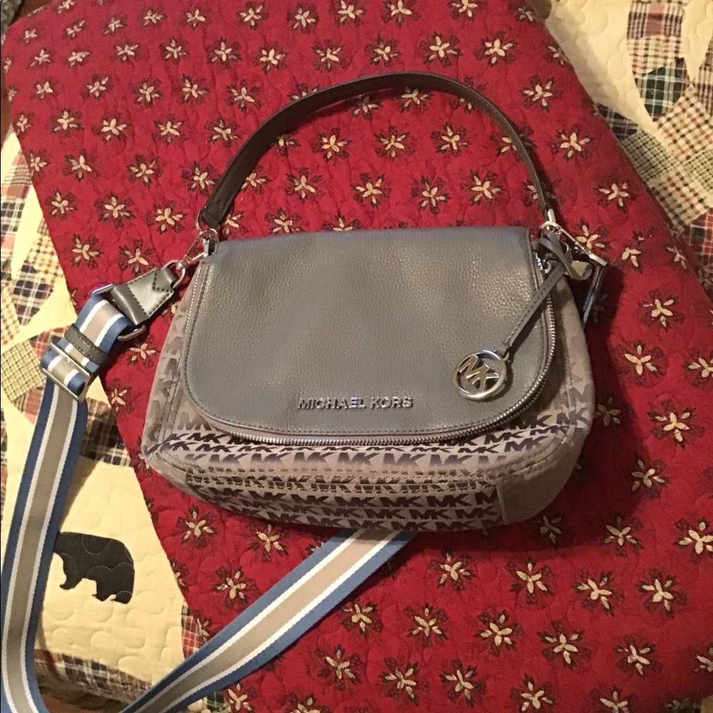 Michael Kors purse
